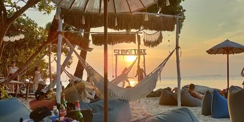 sunset beach karimunjawa